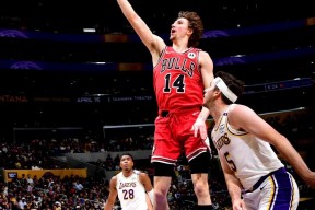 华体会app-包含公牛队遭遇连败，球队陷入泥淖的词条