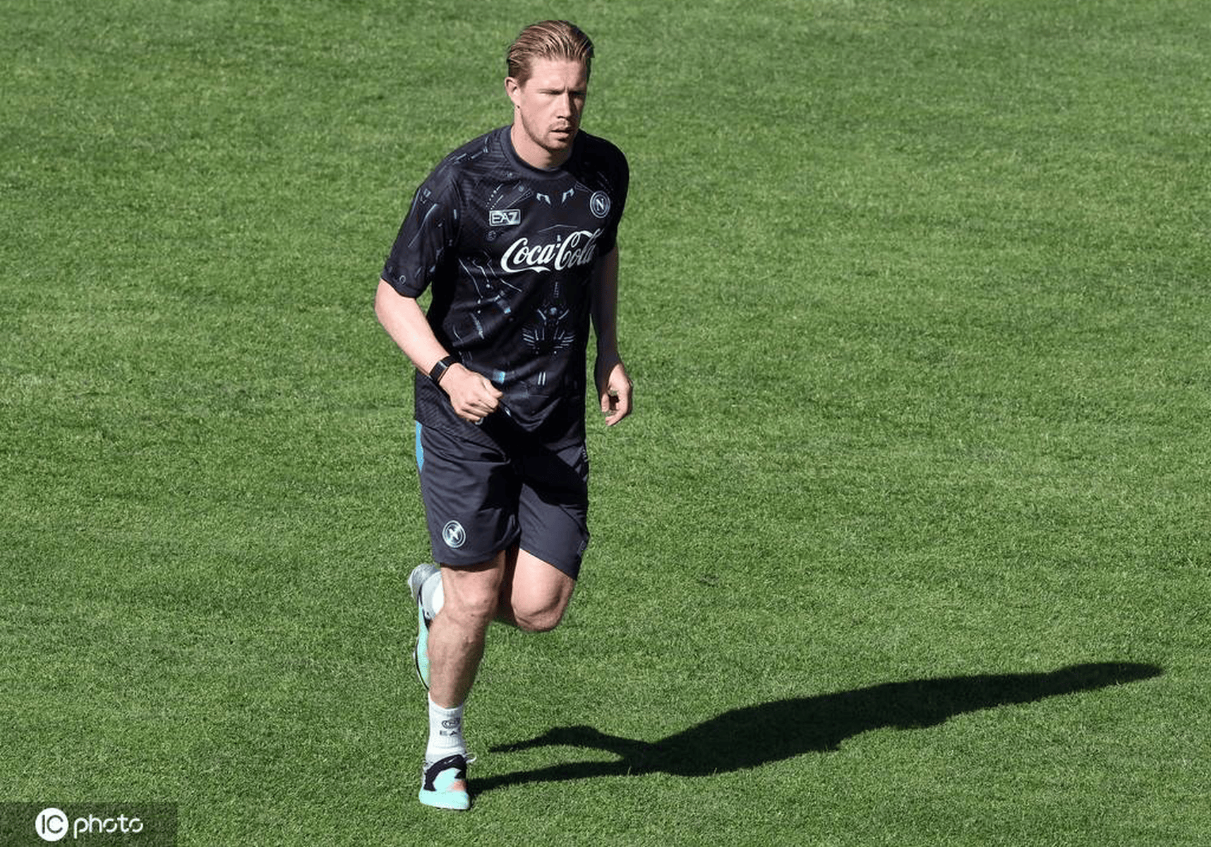 华体会登录-关于马竞险胜那不勒斯,德布劳内乌龙送礼意甲的信息 第2张 华体会登录-关于马竞险胜那不勒斯,德布劳内乌龙送礼意甲的信息 第2张