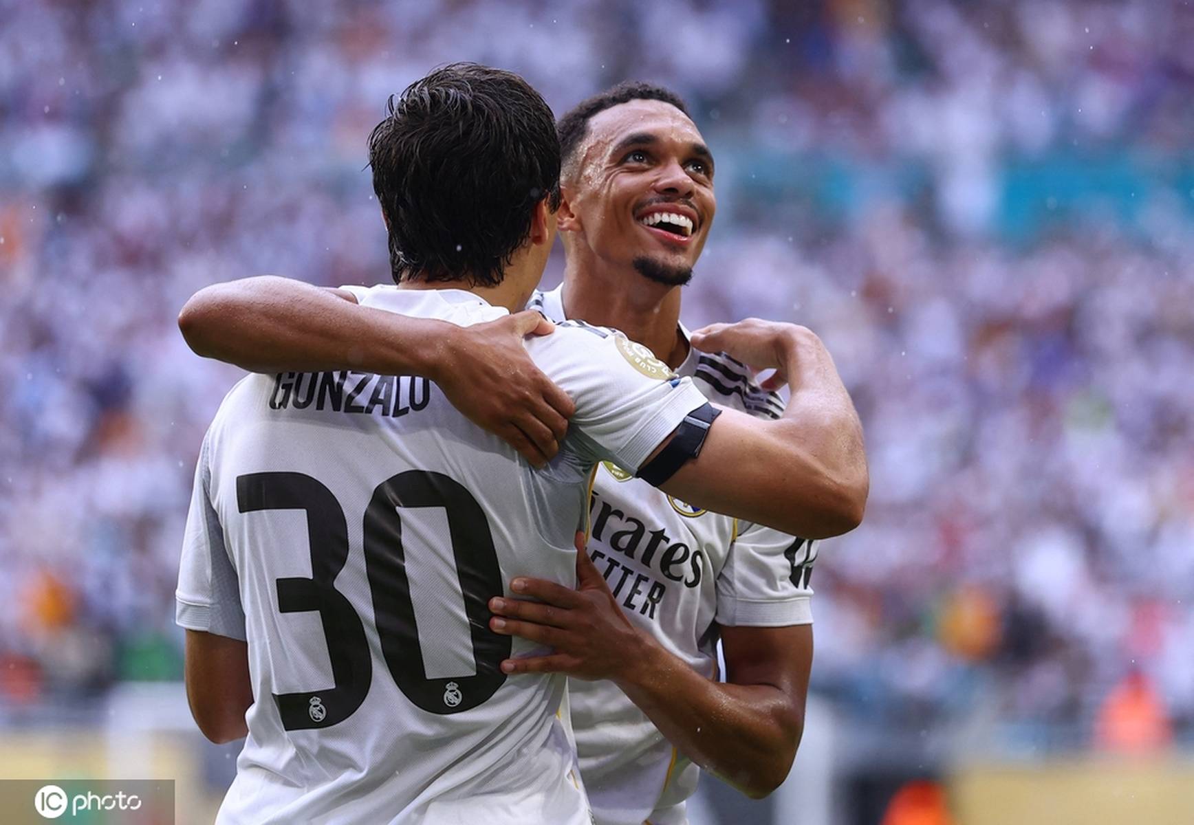 华体会体育-皇家马德里遭遇尤文图斯绝杀,无缘欧冠四强 第1张 华体会体育-皇家马德里遭遇尤文图斯绝杀,无缘欧冠四强 第1张